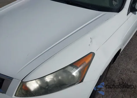 2010 Honda Accord 2.4 Lx z USA, uszkodzony, nr VIN 1HGCP2F35AA043302